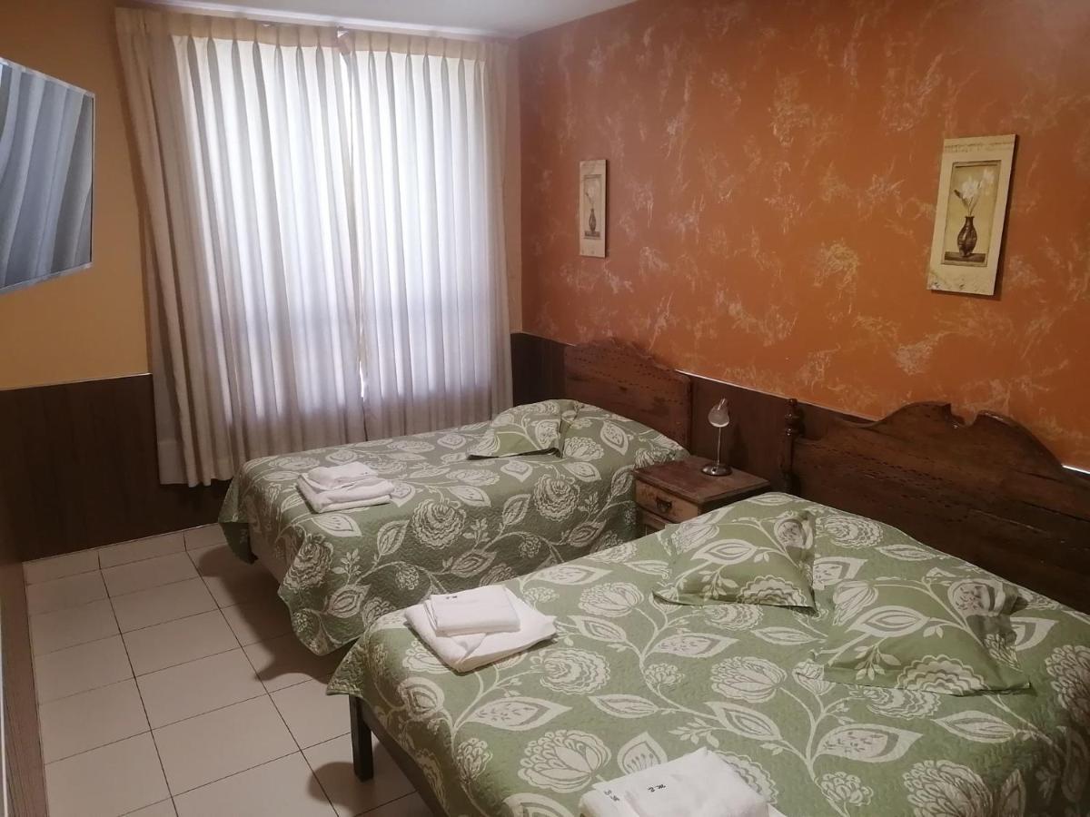 Hotel Mitru Express Tupiza Esterno foto